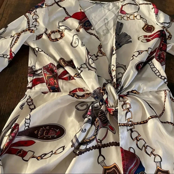 FashionNova chain print all over dress - Picture 15 of 15